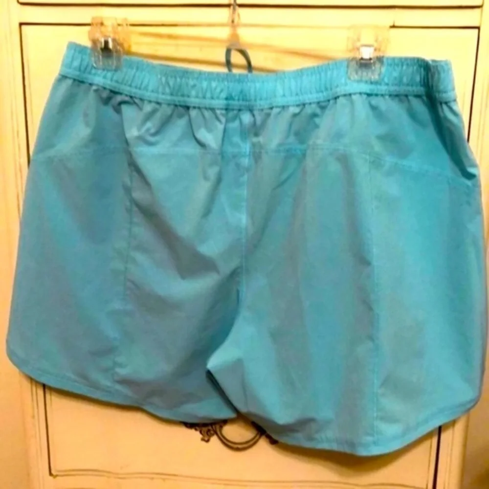 Lands End Dri Fit Turquoise Quick Dry Swim Board Shorts size 12
no liner - Picture 4 of 5